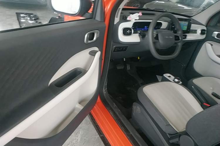 Used Geely Galaxy Panda 2025 210km Panda Rider

