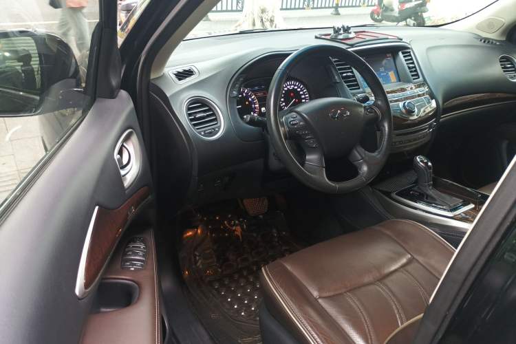 Used Infiniti QX60 2016 2.5 S/C Hybrid Two-Wheel-Drive Excellence Edition China V Standard