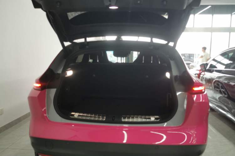 Used Nio ET5T 2025 75 kWh Touring