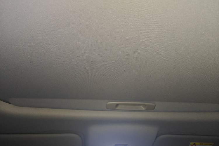 Used Geely Auto Emgrand L HiP 2024 Champion Edition 1.5TD-DHT Pro 100KM Superior Model
