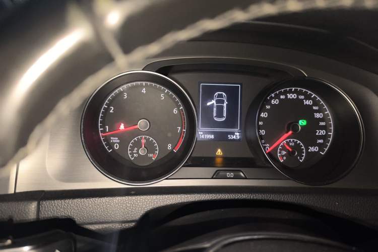 Used Volkswagen Golf 2015 1.6L Automatic Comfort Model Instrument Cluster