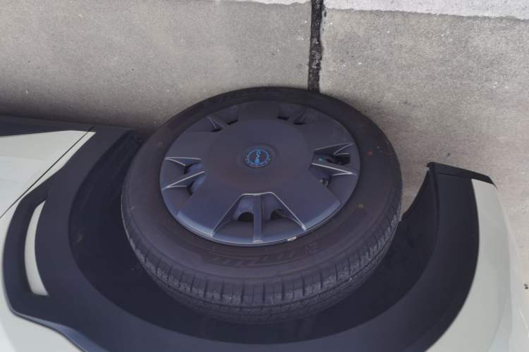 Used BYD Seagull 2025 Intelligent Driving Version 305 km Dynamic Edition Left Front Wheel Hub