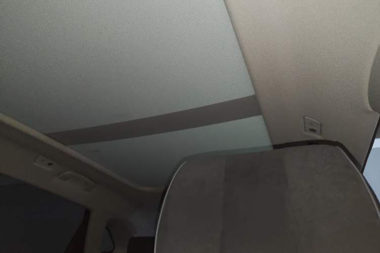 Used Hongqi HS5 2022 Revised Version 2.0T Smart Connect Flagship Edition
