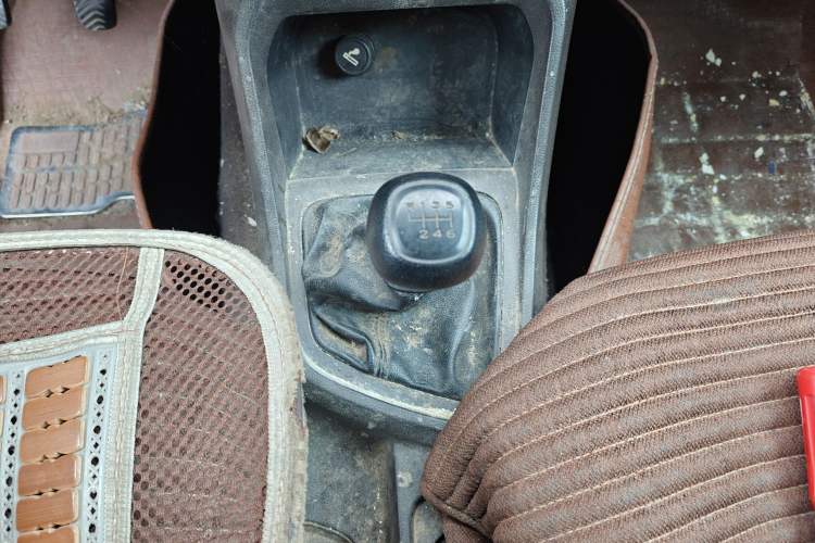 Used Wuling Hongguang V 2019 1.5L Base Version China VI LAR
