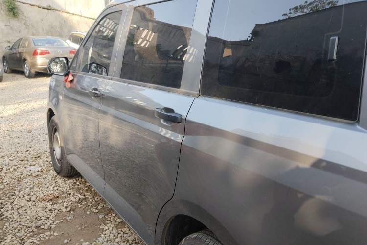 Used Wuling Hongguang PLUS 2020 1.5L Manual Standard Edition 5 Seats