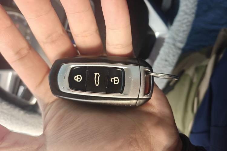 Used Geely Auto Vision X3 2017 1.5L Automatic Luxury Model
