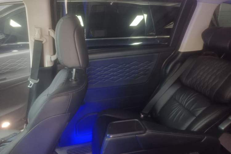 Used Honda Elysion 2022 2.0L eHEV Luxury Edition
