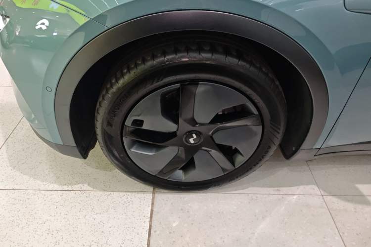 Used ONVO L60 2024 60 kWh All-Wheel Drive