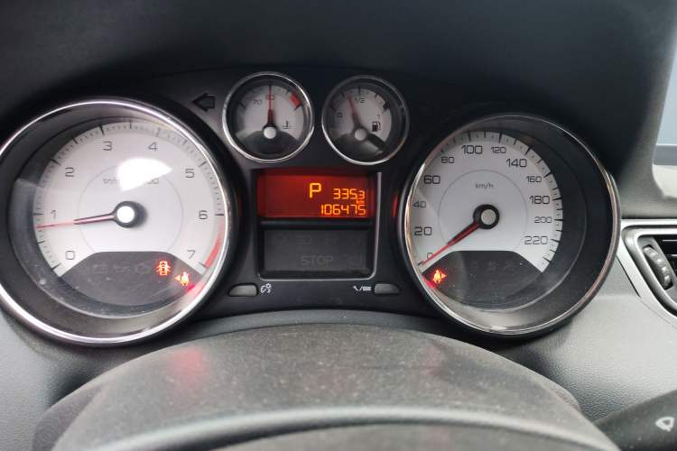 Used Peugeot 308 2013 1.6L Automatic YouShang Model Odometer Close Up