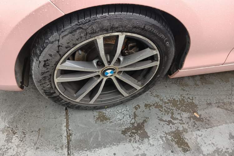 Used BMW 2 Series 2018 220i Convertible Coupe Sports Design Package Exterior 4