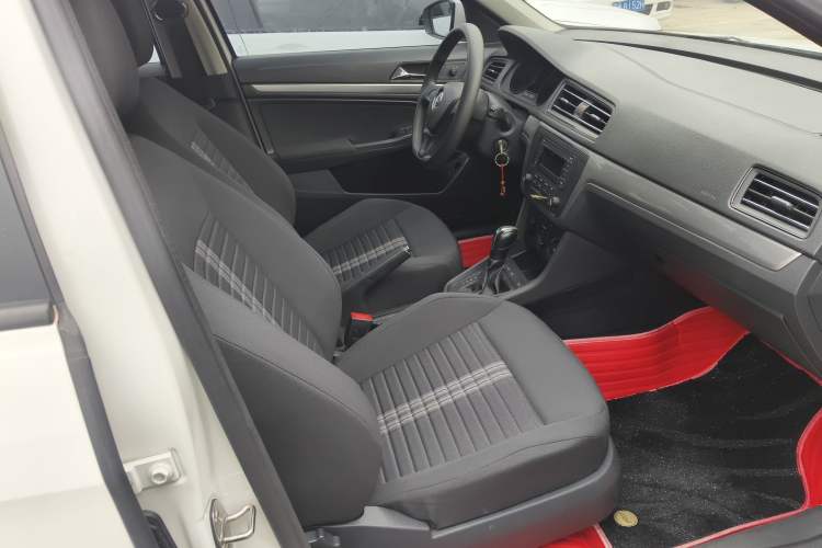 Used Volkswagen Lavida 2019 Lavida Start 1.5L Automatic Trendy Version China VI Standard Right Front Seat