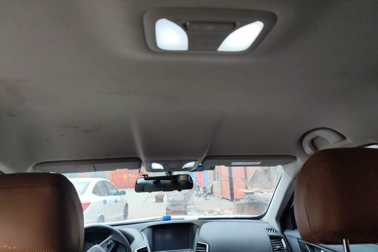 Used Dongfeng Fengdu MX5 2016 2.0L Manual Elite Edition
