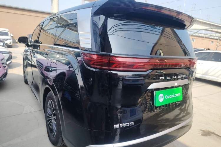 Used Denza D9 2022 DM-i 970 Four-Wheel Drive Prestige Model