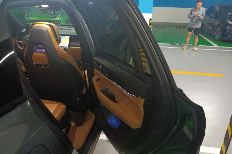 Used Lynk & Co 09 EM-P 2021 2.0T PHEV Halo Six-Seater