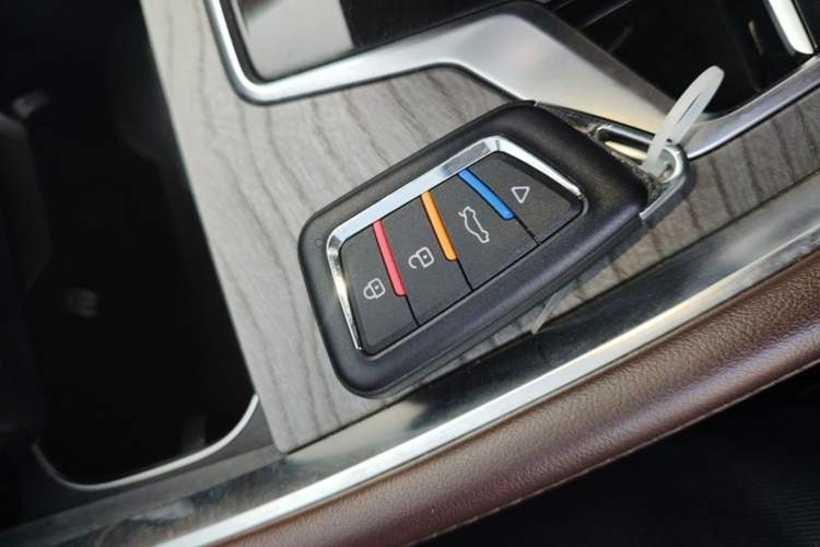 Used Chery Tiggo 8 PRO 2022 290T Two-Wheel Drive Haohan Edition 7 Seats Vehicle Key