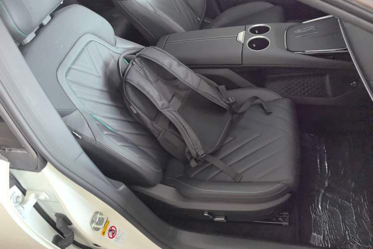 Used Deepal SL03 2025 Revised Version Range-Extended Elite Edition
