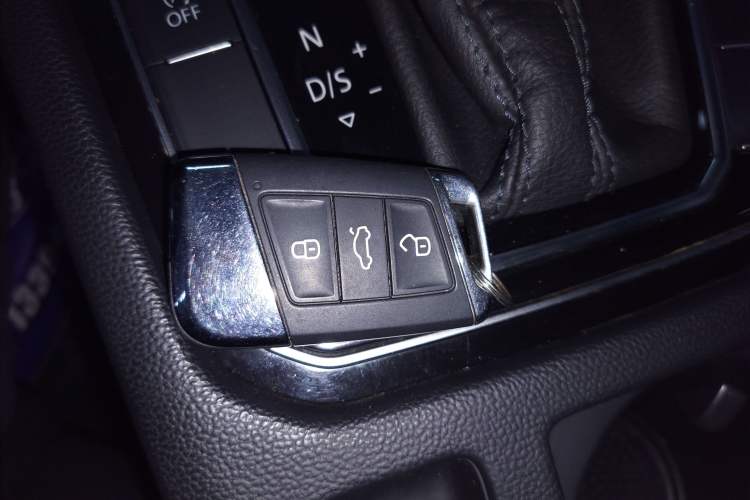 Used Volkswagen Magotan 2020 330TSI DSG Leading Model
