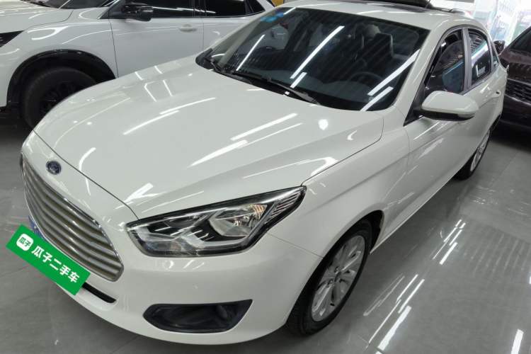 Used Ford Escort 2017 Happy Edition 1.5L Manual Fashion Model