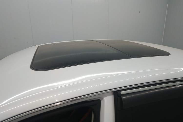 Used Dongfeng Aeolus Yixuan MAX 2023 1.5T Super-Powered Dad Edition