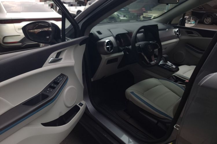 Used BYD Yuan Pro 2023 401KM Luxury Version Driver Seat