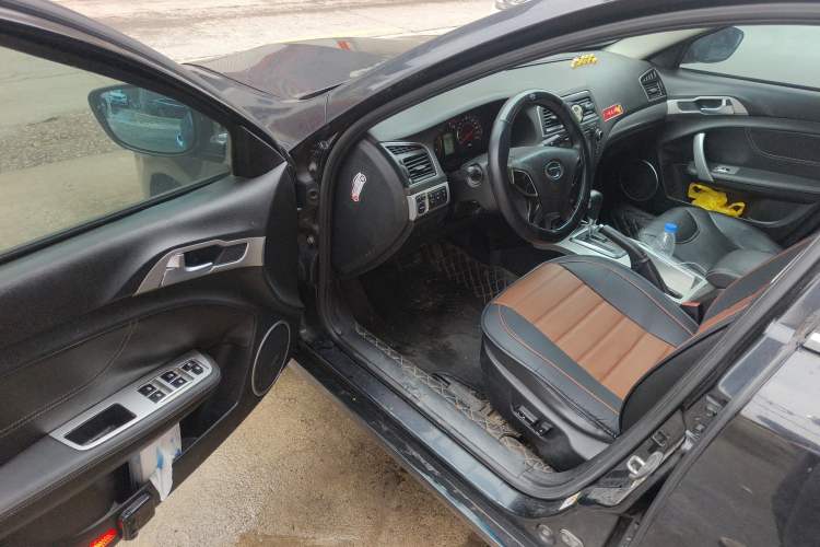 Used GAC Trumpchi GA5 2013 2.0L Automatic Elite Edition