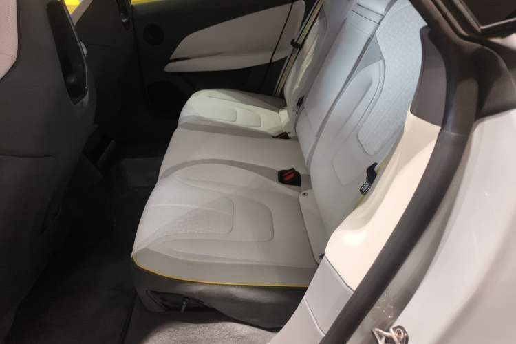 Used Lotus EMEYA 2025 600 Touring Edition
