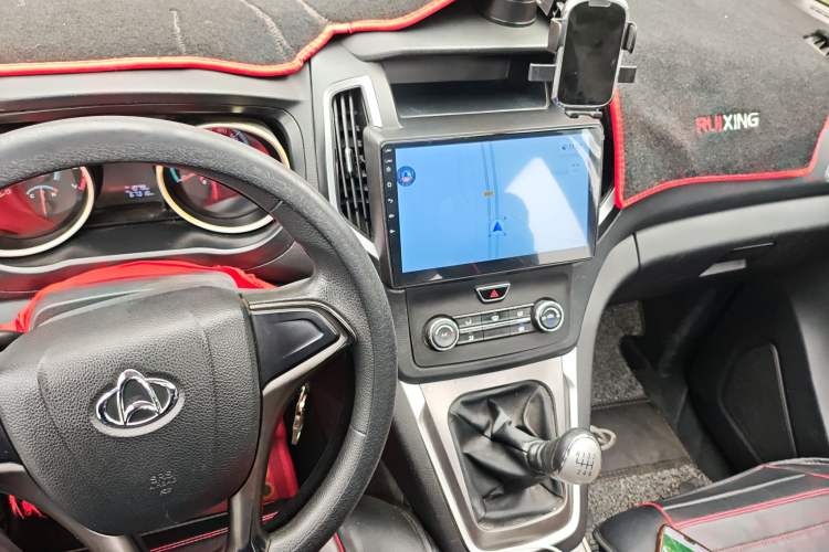 Used CHANGAN KAICHENG Ruixing S50 2017 1.5T Manual Luxury Model 6MT China V Standard Audio And AC Panel