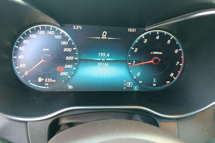 Used Mercedes-Benz GLC 2021 GLC 260 L 4MATIC Luxury Model Instrument Cluster