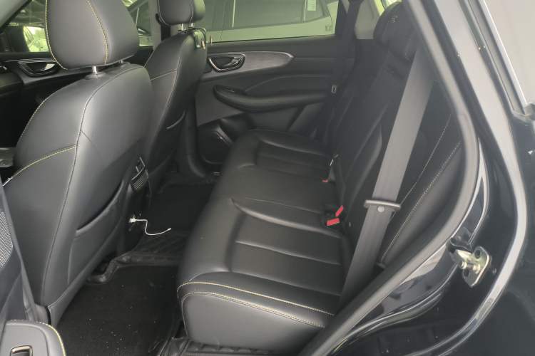 Used Roewe RX5 New Energy 2021 ePLUS National Trend Ronglin Luxury Edition Left Rear Seat