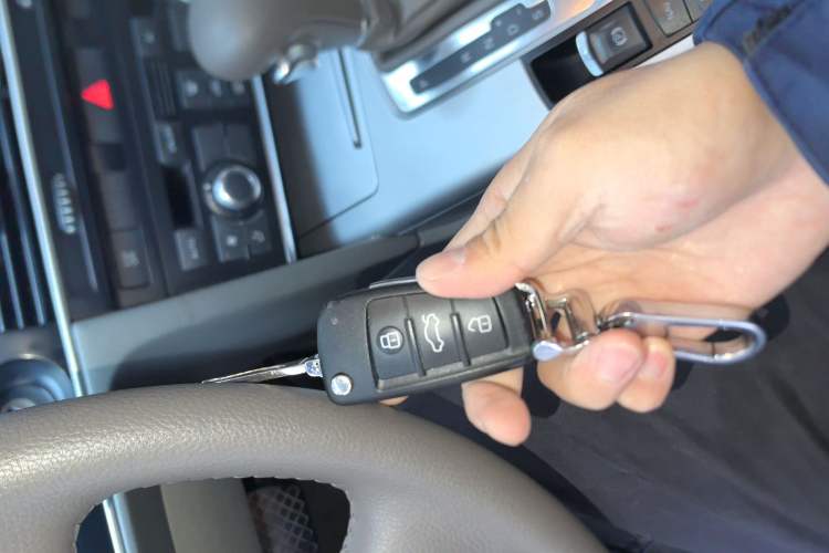 Used Audi A6L 2009 2.0 TFSI automatic standard version