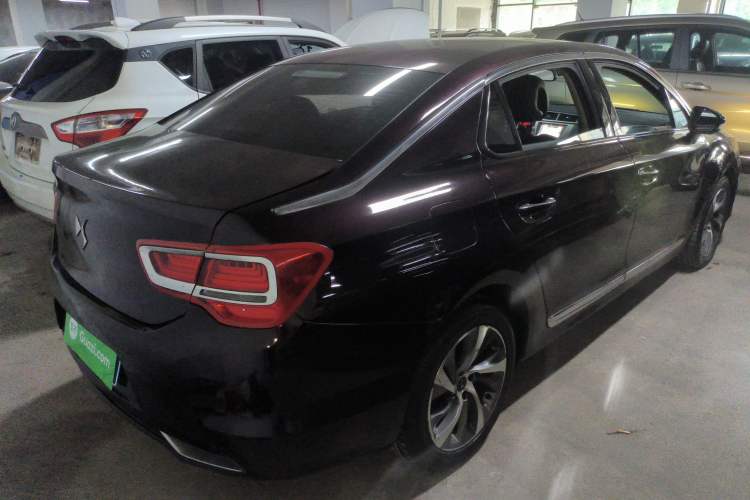 Used DS 5LS 2014 1.6T Luxury Edition THP160 Rear Right 45 Deg