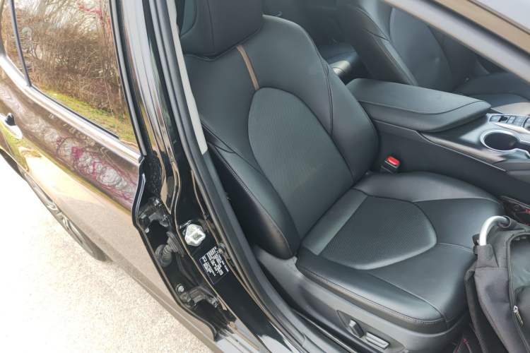 Used Toyota Camry 2021 Dual-Motor 2.5HG Luxury Edition
