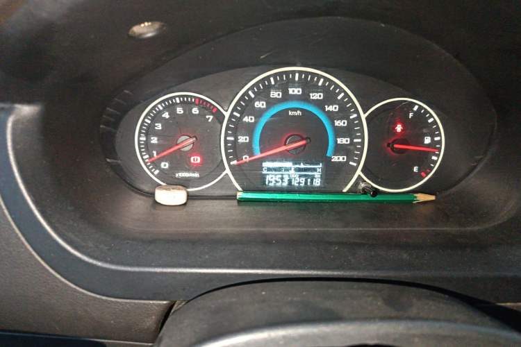 Used Wuling Rongguang V 2016 1.2L Standard Version