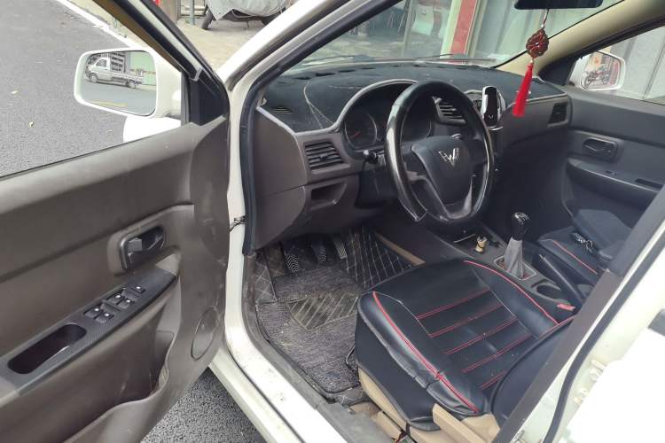 Used Wuling Hongguang 2016 1.5L S Comfort Version
