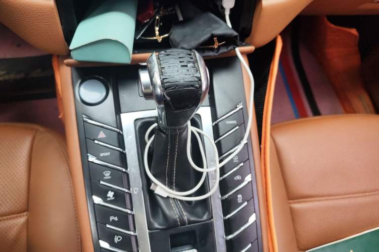 Used Zotye SR9 2017 2.0T Automatic Ultimate Light Edition
