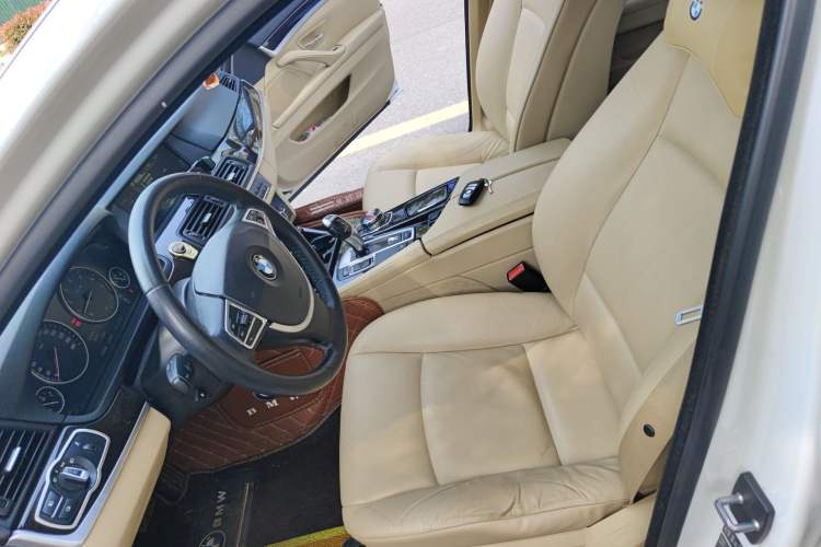 Used BMW 5 Series 2013 525Li Luxury Model Left Front Seat