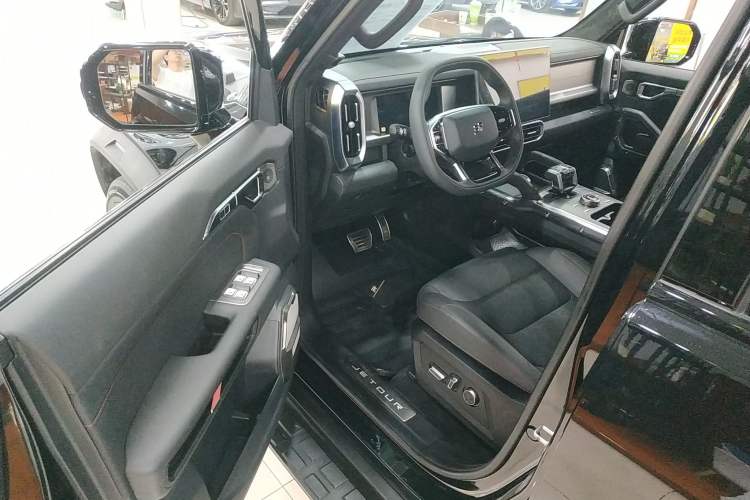 Used JETOUR Shanhai Traveler C-DM 2024 C-DM 208KM Mountain & Wilderness Edition Driver Seat