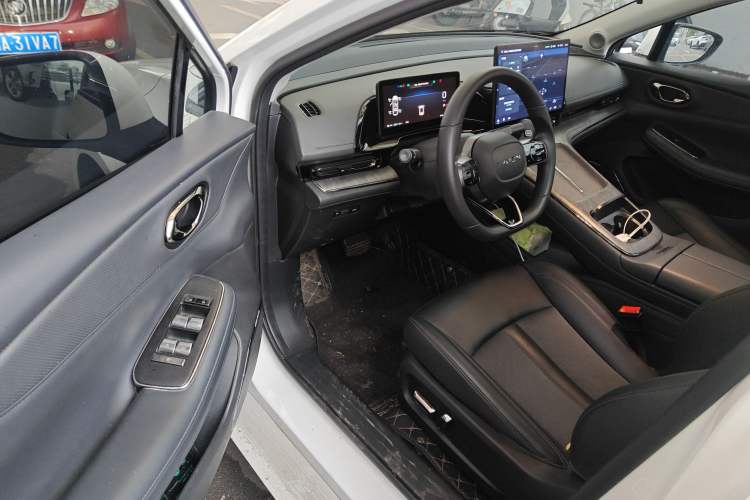 Used AION S MAX 2024 70 Star Edition 54.6 kWh