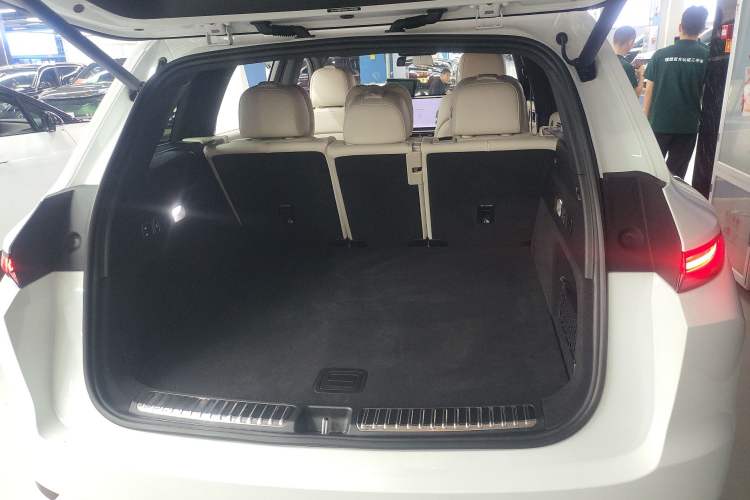 Used Li Auto L7 2025 Max Smart Refresh Edition Trunk