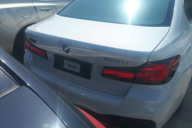 Used BMW 5 Series 2022 Second Facelift 530Li Leading Edition M Sport Package
