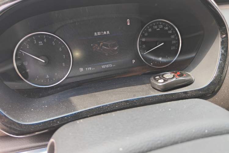 Used Buick GL8 2021 Land Cruiser Executive Class 652T Comfort Model
