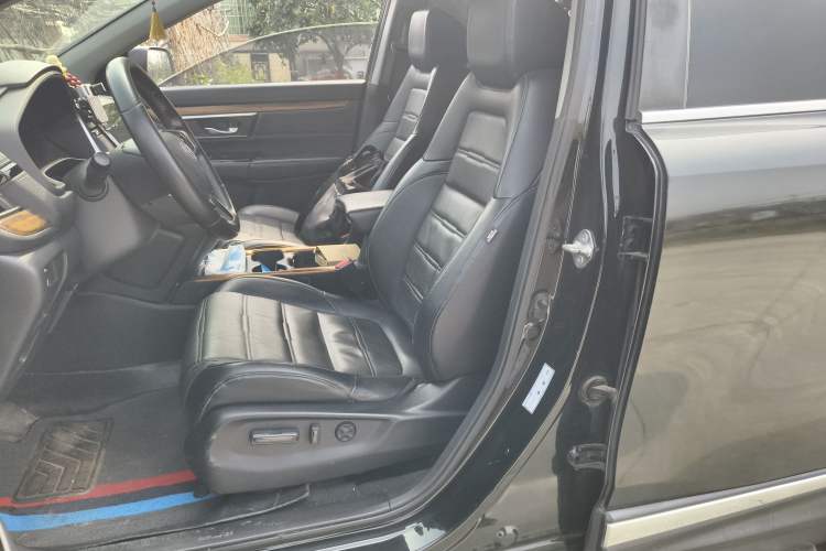 Used Honda CR-V 2017 240TURBO CVT Front-Wheel Drive Fashion Edition
