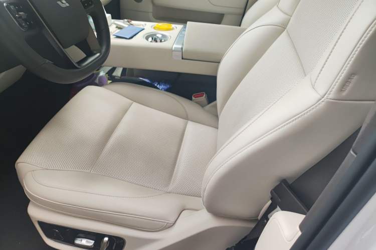 Used Li Auto MEGA 2024 Ultra Model