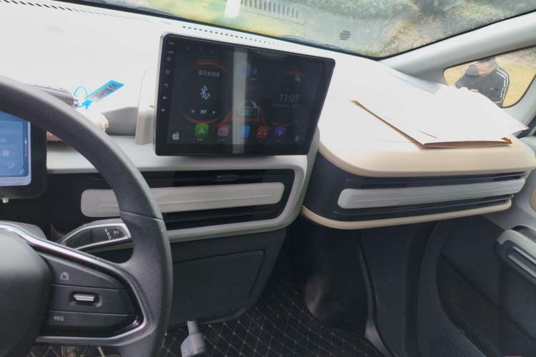 Used SAIC MAXUS Dana V1 2025 V1+ Long Wheelbase High-Roof Multi-Function Version (62 kWh)
