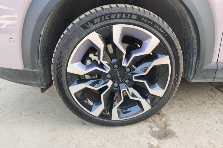 Used Lynk & Co 06 2021 1.5T Shero Pink Special Edition