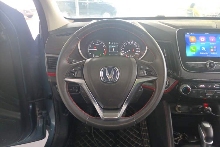 Used CHANGAN CS55 2017 1.5T Automatic Colorful Edition Steering Wheel