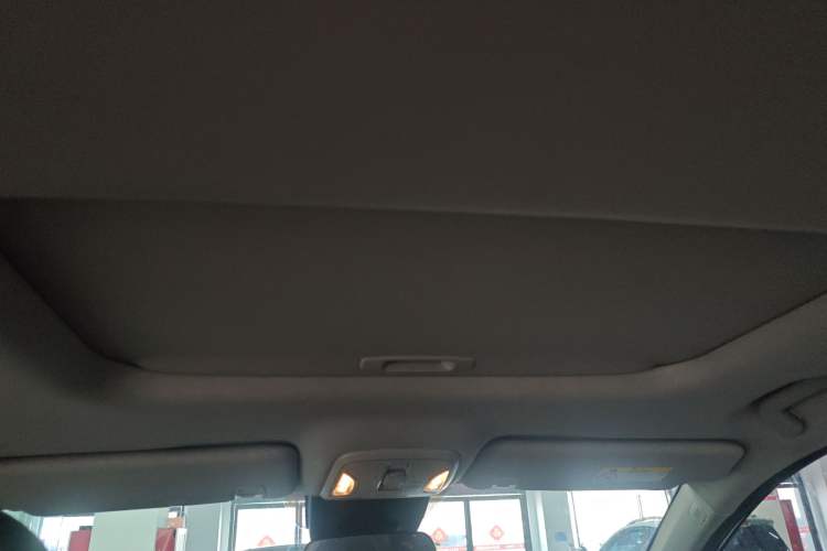 Used GAC Trumpchi M6 2023 PRO 270T DCT Luxury Edition Headliner