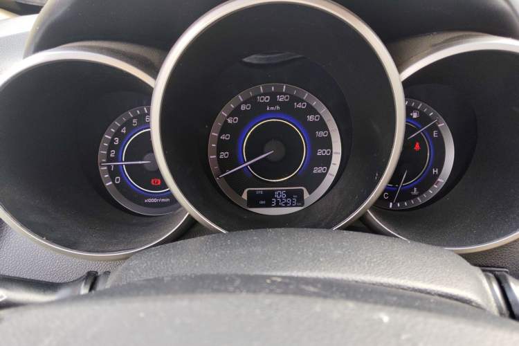 Used CHANGAN Eado 2015 1.6L Manual Luxury Model China V Standard