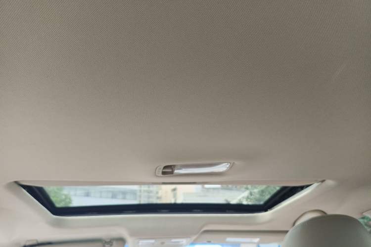 Used Dongfeng Aeolus A60 2012 1.6L Manual Luxury Model