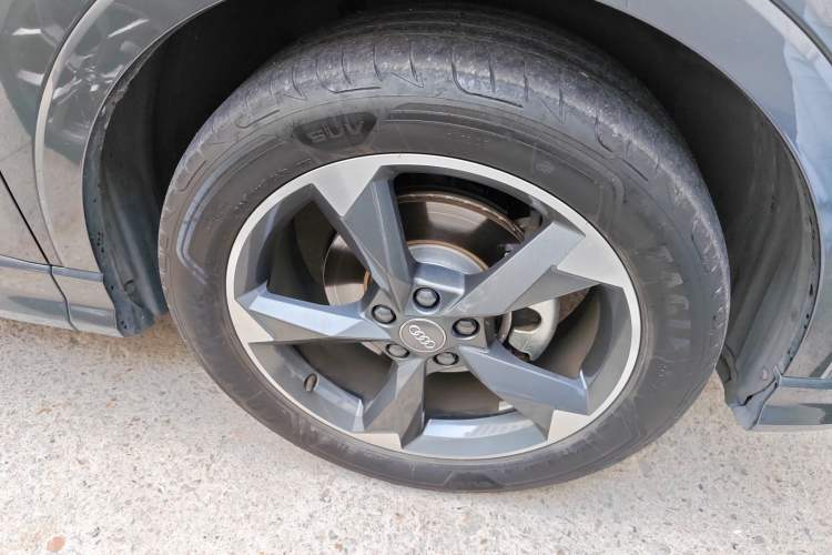 Used Audi Q3 2019 35 TFSI Fashion Dynamic Model
